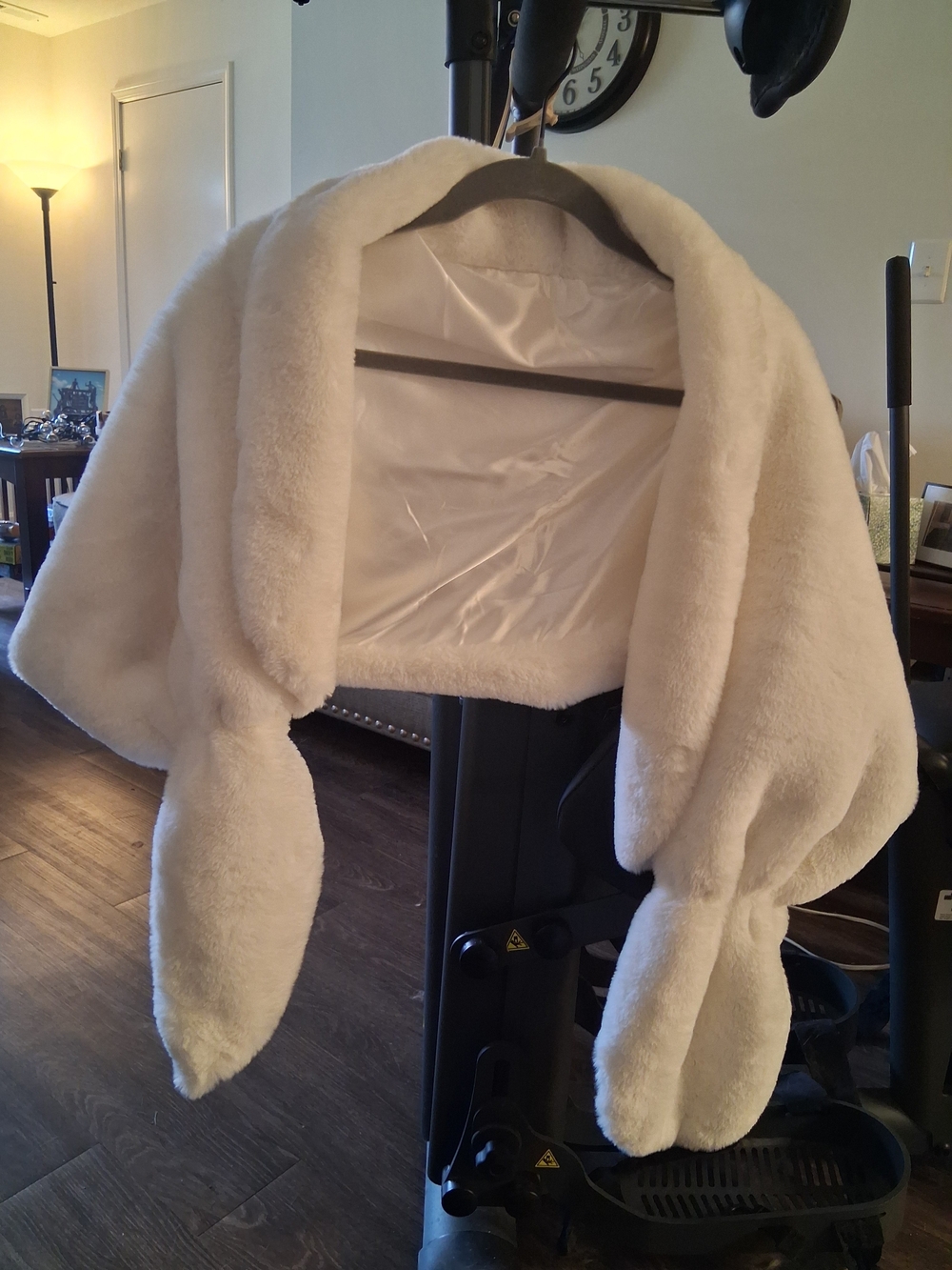 Women's Ivory Faux Fur Shrug Jacket